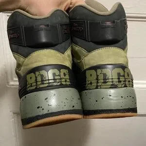 Reebok x Bodega Camo Pumps — 1 of 31 Reebok | Shoes | Reebok X Bodega Camo Pumps Of 31 | Poshmark main image 3